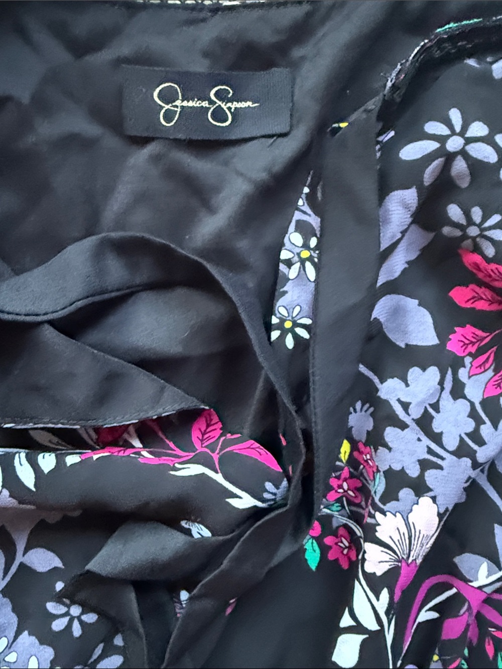 🌺 Jessica Simpson Floral Wrap Midi Dress 💜 Black Purple High-Low Size S EUC - Picture 3 of 3